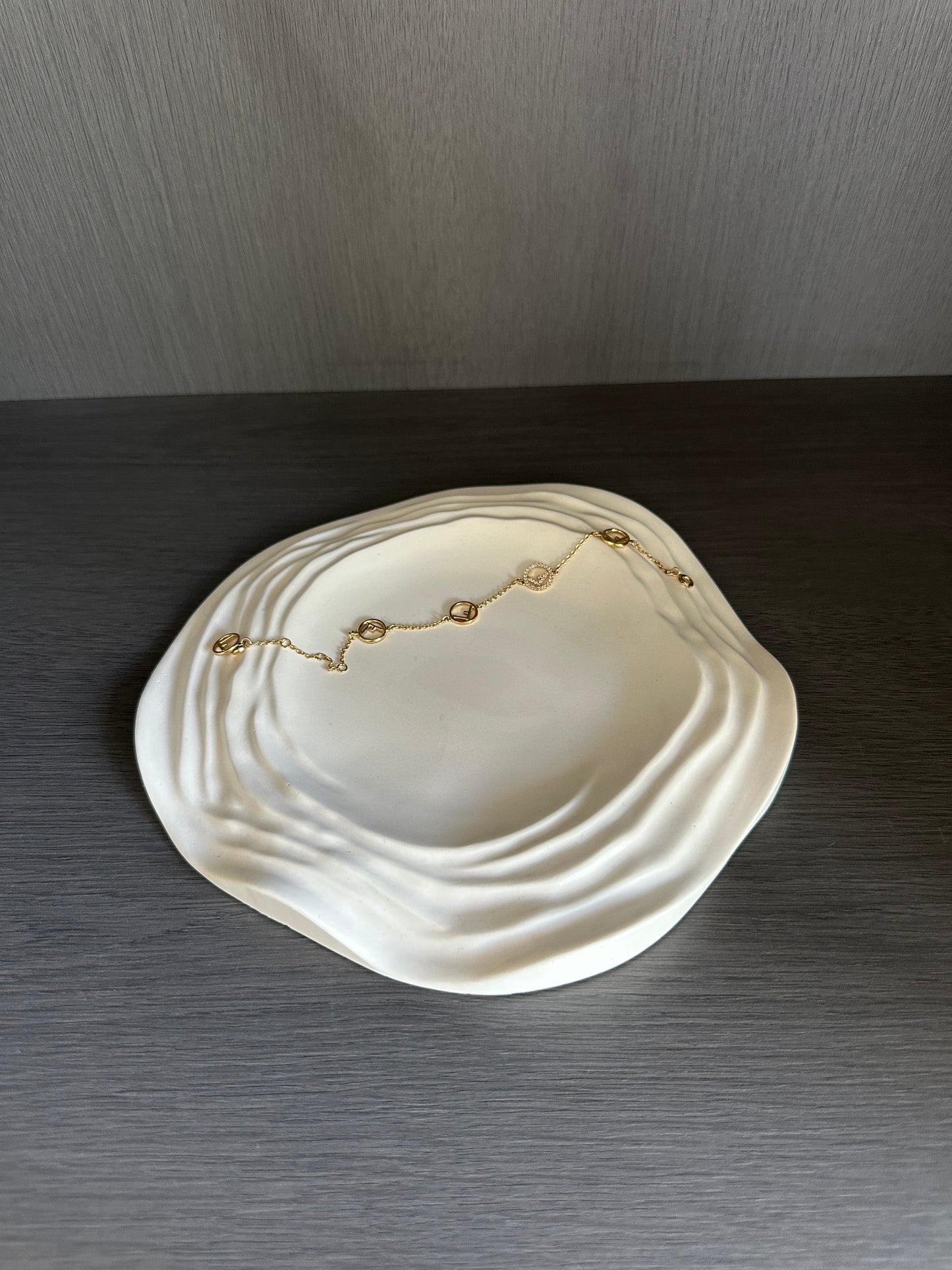 Ripple tray